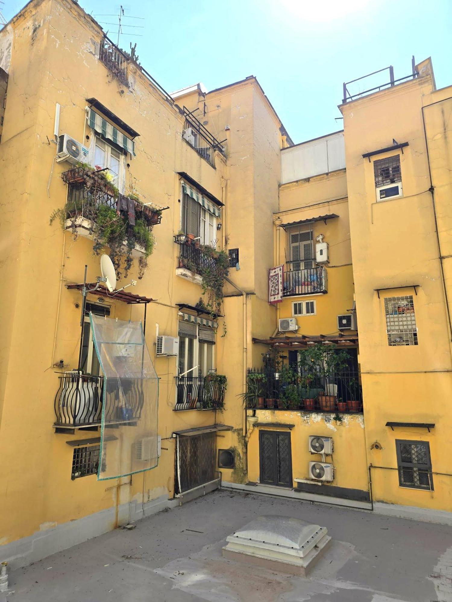Casa Vacanze Oikia - Room Girasole Naples Exterior photo